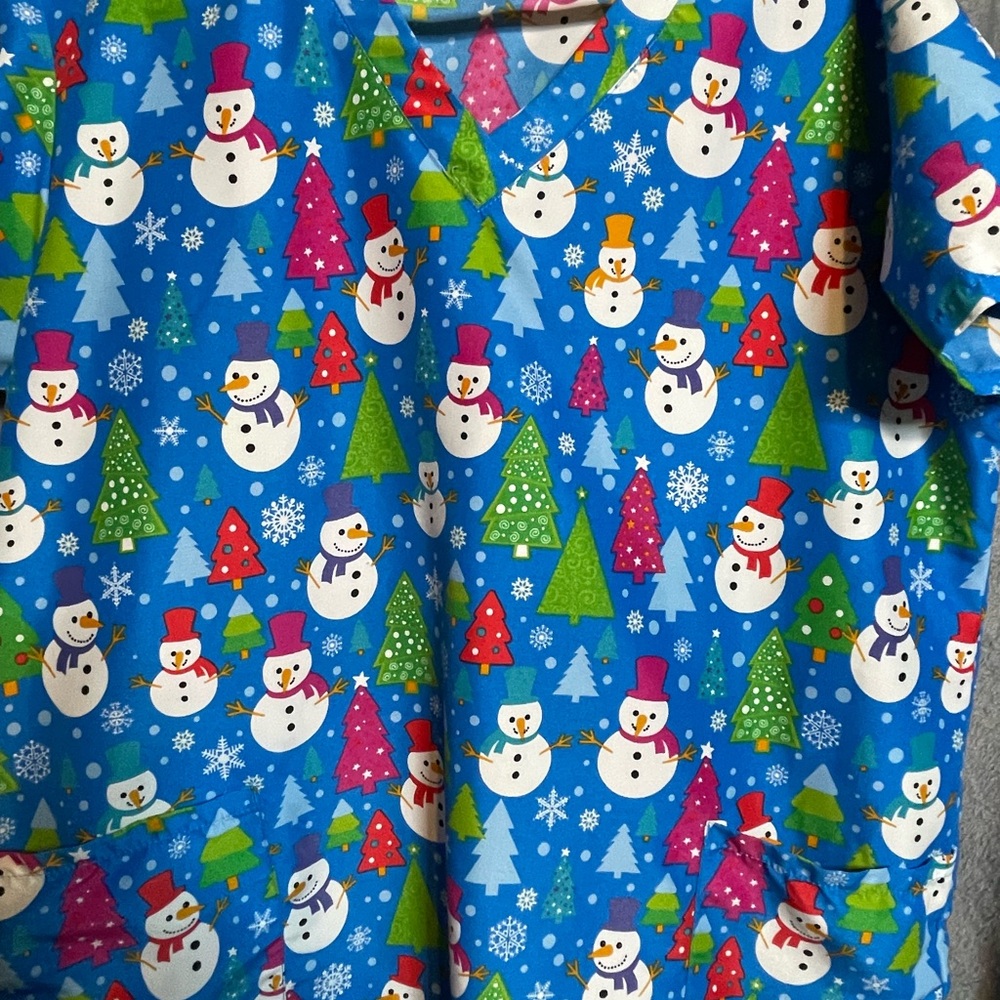 Snowman Print Women's Set Scrub Top- Blue and Green